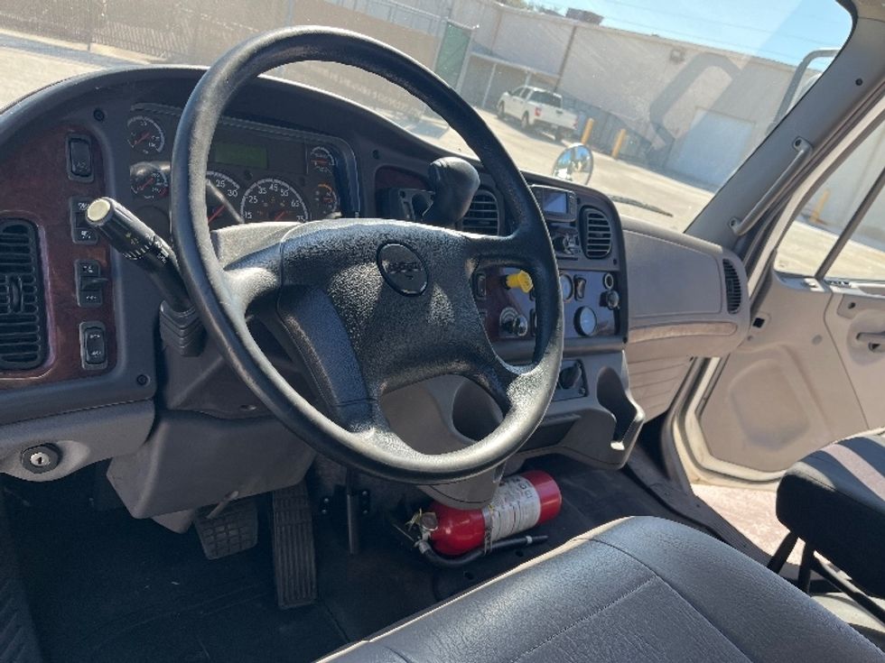 Medium Duty Box Truck-Light and Medium Duty Trucks-Freightliner-2019-M2-Tampa-FL-276,707\n\t\tmiles-$ 29,500 - Image 18