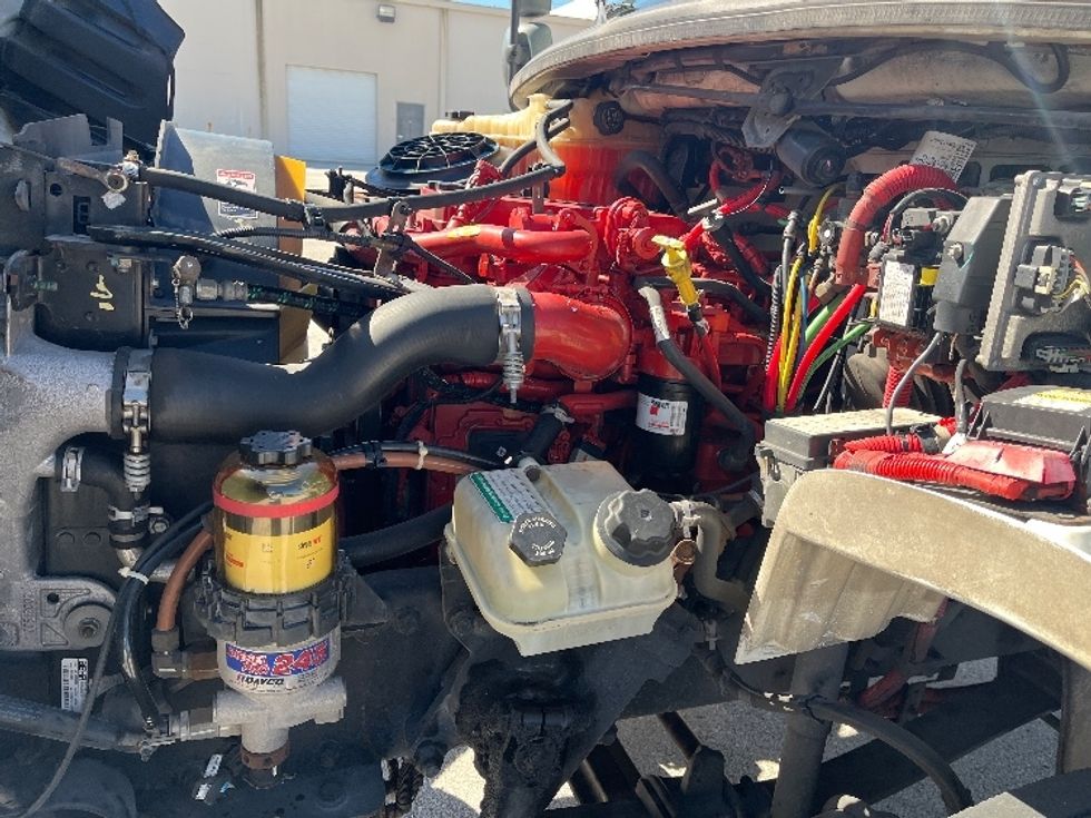 Medium Duty Box Truck-Light and Medium Duty Trucks-Freightliner-2019-M2-Tampa-FL-276,707\n\t\tmiles-$ 29,500 - Image 24