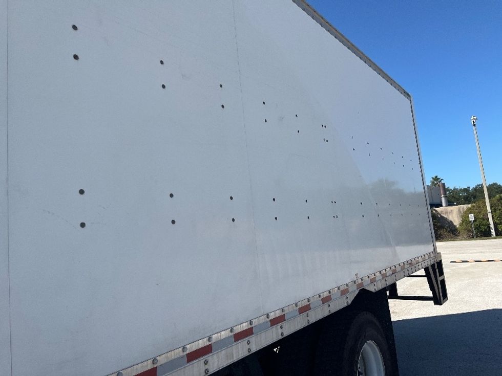 Medium Duty Box Truck-Light and Medium Duty Trucks-Freightliner-2019-M2-Tampa-FL-276,707\n\t\tmiles-$ 29,500 - Image 27