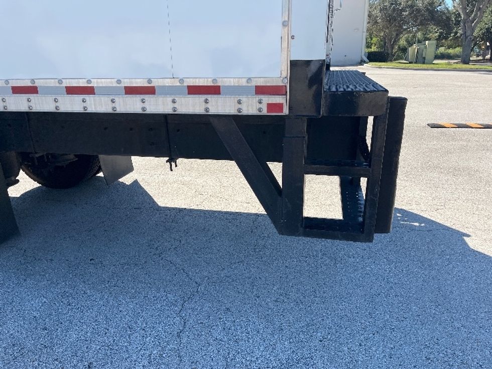 Medium Duty Box Truck-Light and Medium Duty Trucks-Freightliner-2019-M2-Tampa-FL-276,707\n\t\tmiles-$ 29,500 - Image 28