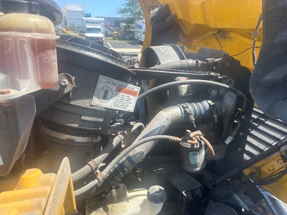 Medium Duty Box Truck-Light and Medium Duty Trucks-Freightliner-2019-M2-Toronto-ON-231,573\n\t\tkm-$ 70,000 - Image 23