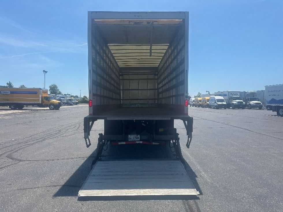 Medium Duty Box Truck-Light and Medium Duty Trucks-Freightliner-2019-M2-Toronto-ON-231,573\n\t\tkm-$ 70,000 - Image 9