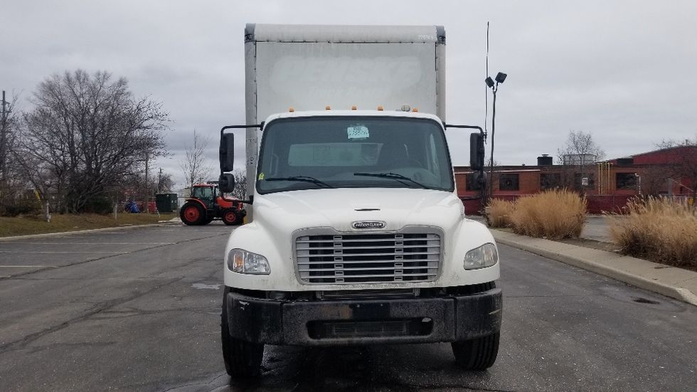 Medium Duty Box Truck-Light and Medium Duty Trucks-Freightliner-2019-M2-Toronto-ON-233,919\n\t\tkm-$ 70,250 - Image 2