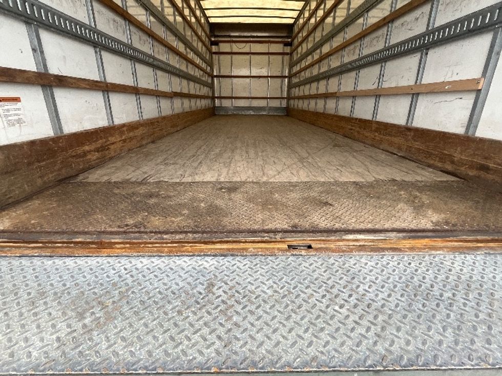 Medium Duty Box Truck-Light and Medium Duty Trucks-Freightliner-2019-M2-Toronto-ON-234,770\n\t\tkm-$ 70,250 - Image 10