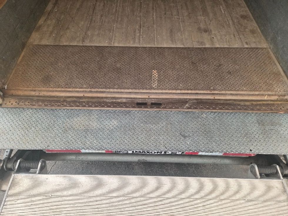 Medium Duty Box Truck-Light and Medium Duty Trucks-Freightliner-2019-M2-Toronto-ON-244,255\n\t\tkm-$ 66,500 - Image 10