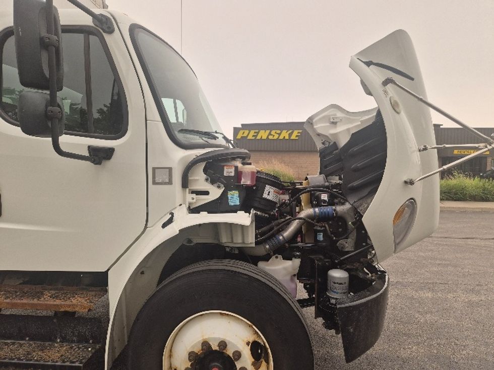 Medium Duty Box Truck-Light and Medium Duty Trucks-Freightliner-2019-M2-Toronto-ON-244,255\n\t\tkm-$ 66,500 - Image 23