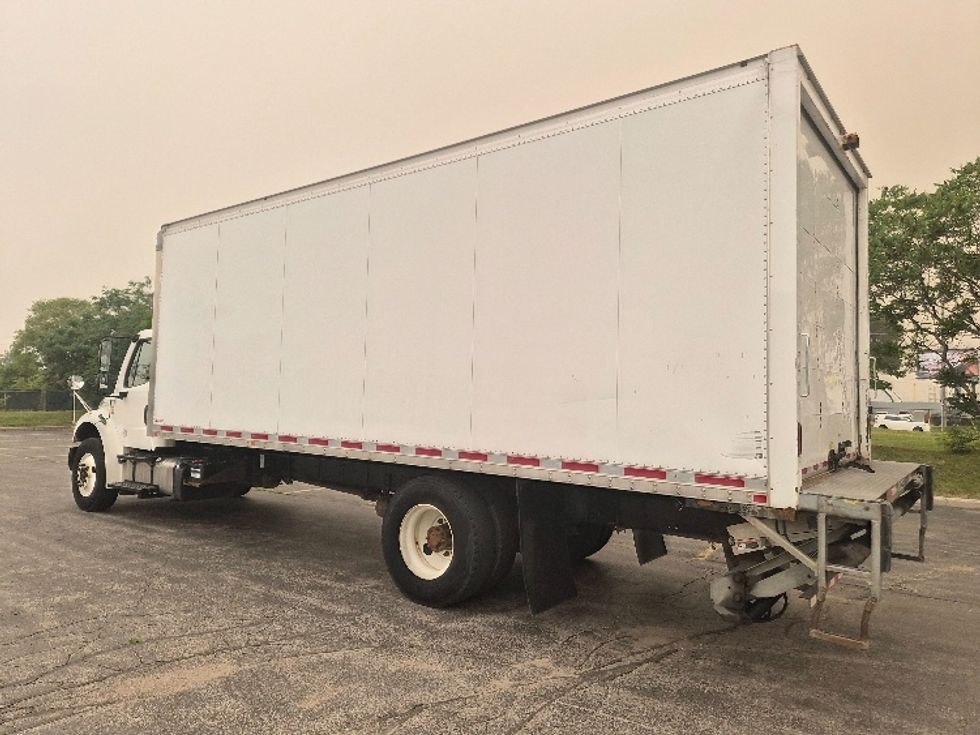 Medium Duty Box Truck-Light and Medium Duty Trucks-Freightliner-2019-M2-Toronto-ON-244,255\n\t\tkm-$ 66,500 - Image 6
