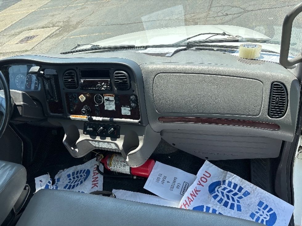 Medium Duty Box Truck-Light and Medium Duty Trucks-Freightliner-2019-M2-Toronto-ON-255,632\n\t\tkm-$ 61,000 - Image 21