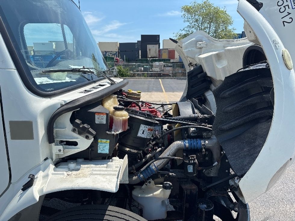 Medium Duty Box Truck-Light and Medium Duty Trucks-Freightliner-2019-M2-Toronto-ON-255,632\n\t\tkm-$ 61,000 - Image 23