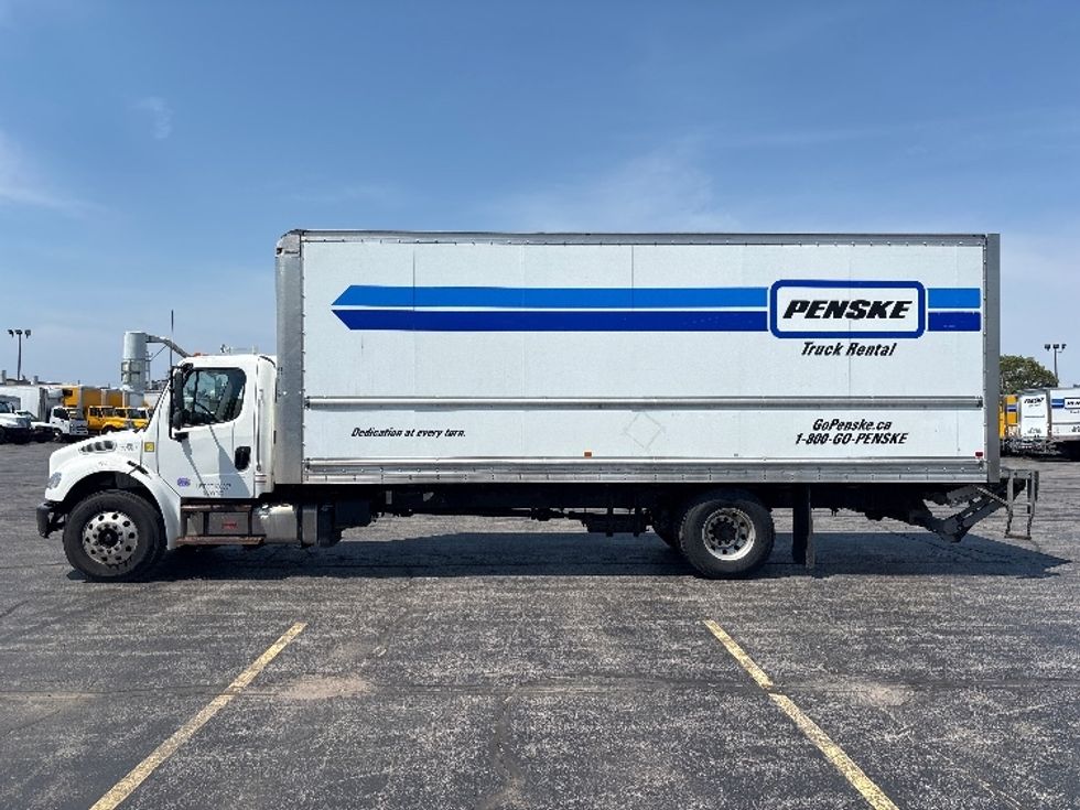 Medium Duty Box Truck-Light and Medium Duty Trucks-Freightliner-2019-M2-Toronto-ON-255,632\n\t\tkm-$ 61,000 - Image 4