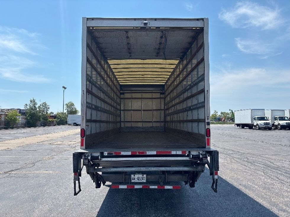 Medium Duty Box Truck-Light and Medium Duty Trucks-Freightliner-2019-M2-Toronto-ON-255,632\n\t\tkm-$ 61,000 - Image 8