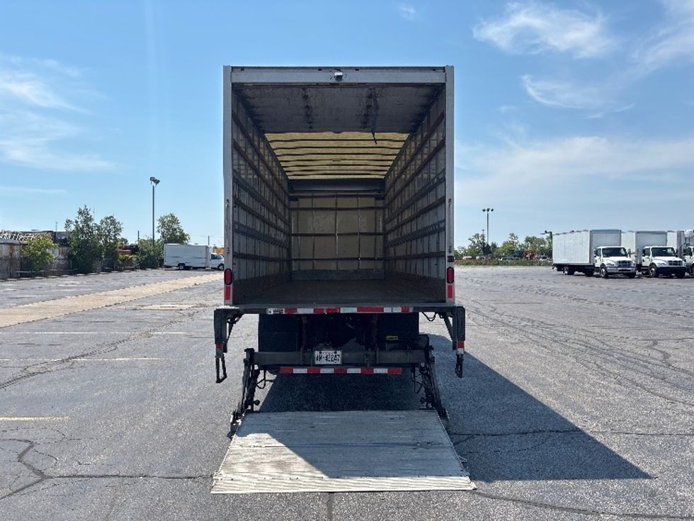 Medium Duty Box Truck-Light and Medium Duty Trucks-Freightliner-2019-M2-Toronto-ON-255,632\n\t\tkm-$ 61,000 - Image 9