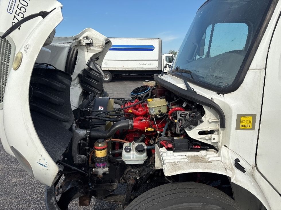 Medium Duty Box Truck-Light and Medium Duty Trucks-Freightliner-2019-M2-Toronto-ON-297,228\n\t\tkm-$ 56,500 - Image 24