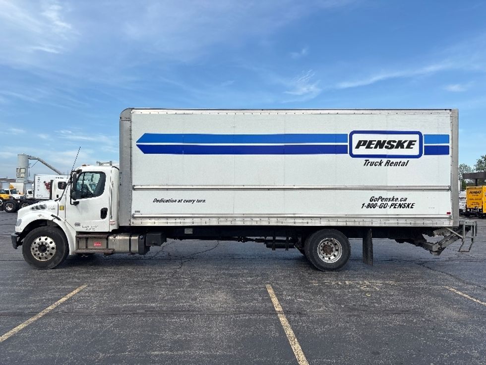 Medium Duty Box Truck-Light and Medium Duty Trucks-Freightliner-2019-M2-Toronto-ON-297,228\n\t\tkm-$ 56,500 - Image 4