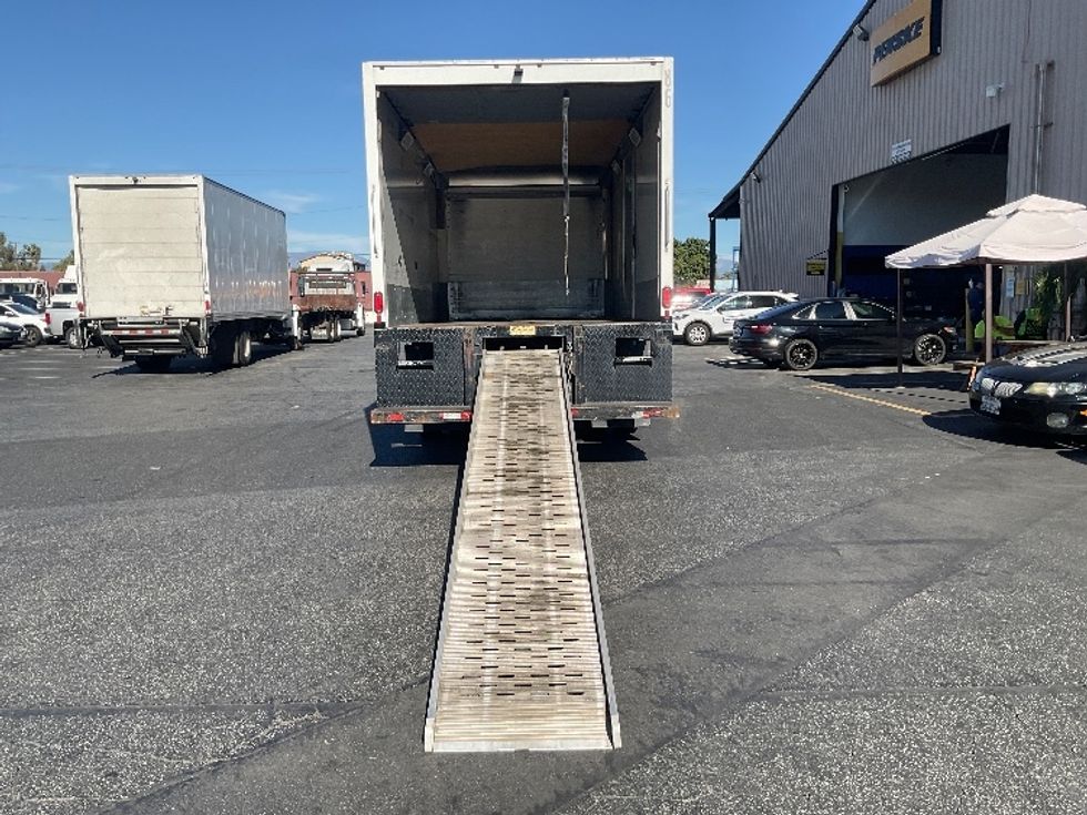 Medium Duty Box Truck-Light and Medium Duty Trucks-Freightliner-2019-M2-Torrance-CA-103,715\n\t\tmiles-$ 43,000 - Image 9