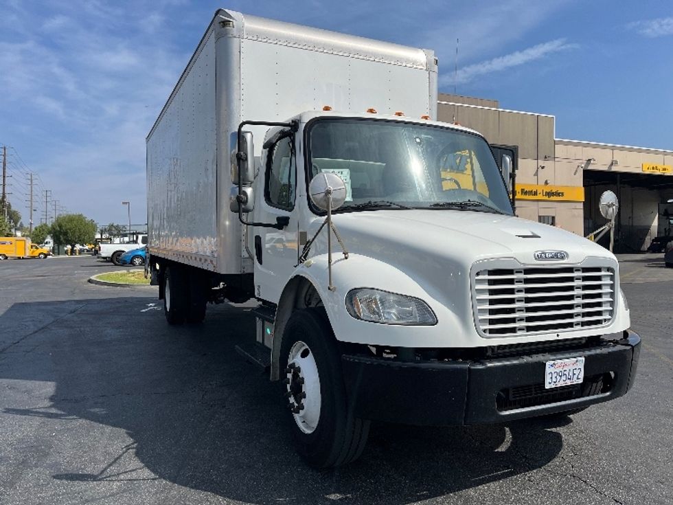 Medium Duty Box Truck-Light and Medium Duty Trucks-Freightliner-2019-M2-Torrance-CA-103,775\n\t\tmiles-$ 60,000 - Image 1