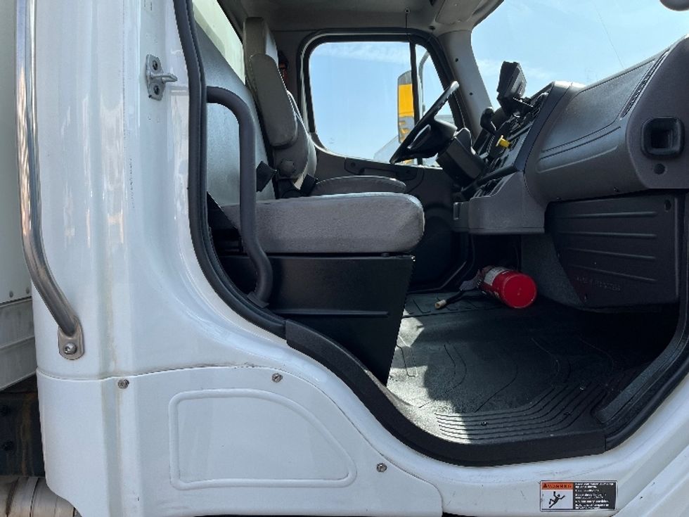 Medium Duty Box Truck-Light and Medium Duty Trucks-Freightliner-2019-M2-Torrance-CA-103,775\n\t\tmiles-$ 60,000 - Image 22