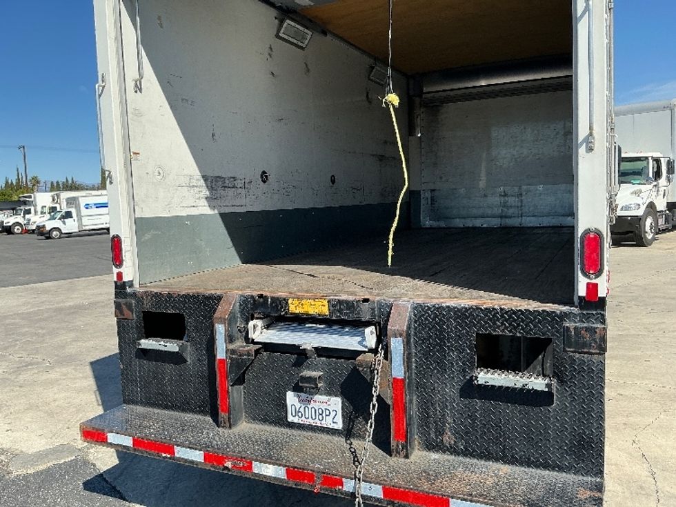 Medium Duty Box Truck-Light and Medium Duty Trucks-Freightliner-2019-M2-Torrance-CA-105,981\n\t\tmiles-$ 41,750 - Image 10