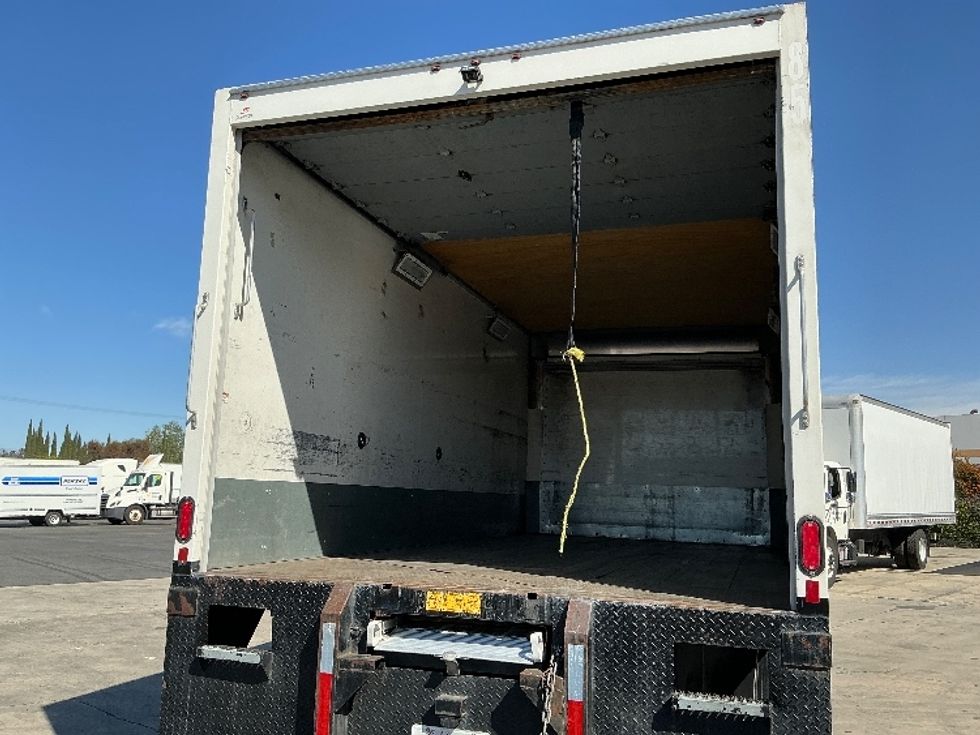 Medium Duty Box Truck-Light and Medium Duty Trucks-Freightliner-2019-M2-Torrance-CA-105,981\n\t\tmiles-$ 41,750 - Image 12