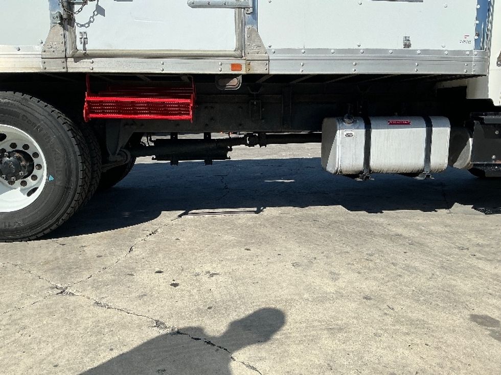 Medium Duty Box Truck-Light and Medium Duty Trucks-Freightliner-2019-M2-Torrance-CA-105,981\n\t\tmiles-$ 41,750 - Image 14