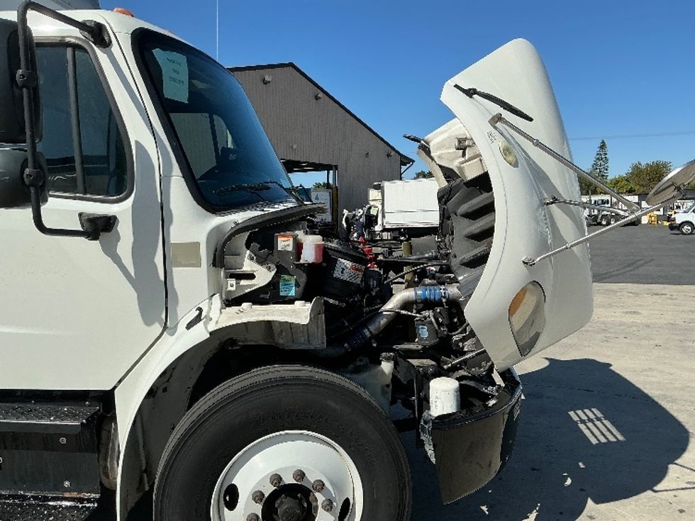 Medium Duty Box Truck-Light and Medium Duty Trucks-Freightliner-2019-M2-Torrance-CA-105,981\n\t\tmiles-$ 41,750 - Image 23