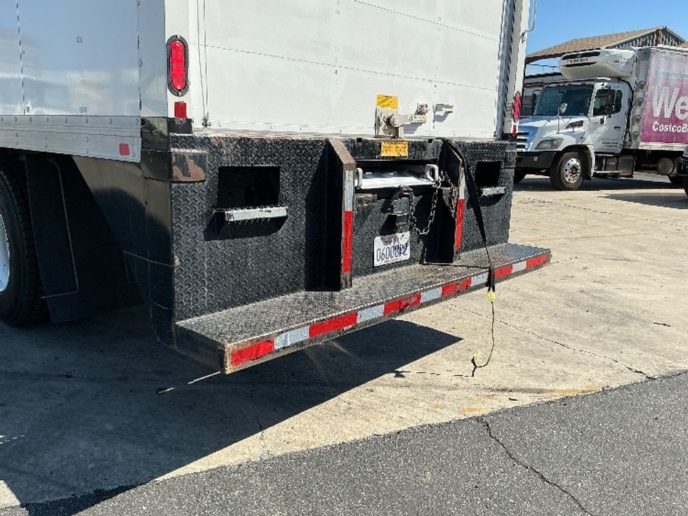 Medium Duty Box Truck-Light and Medium Duty Trucks-Freightliner-2019-M2-Torrance-CA-105,981\n\t\tmiles-$ 41,750 - Image 28