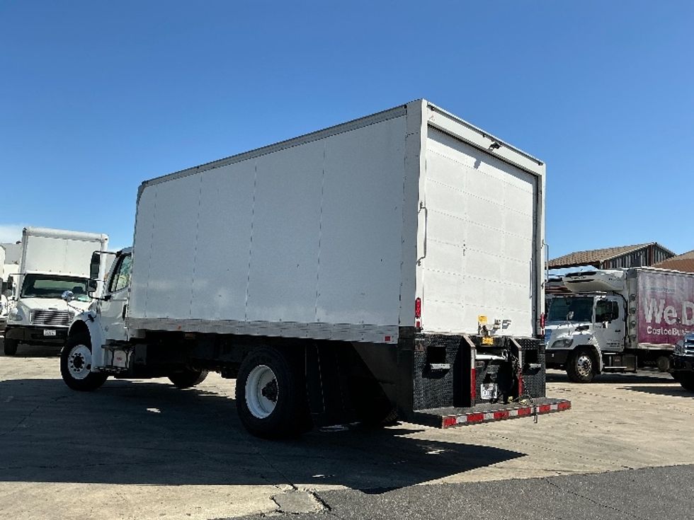 Medium Duty Box Truck-Light and Medium Duty Trucks-Freightliner-2019-M2-Torrance-CA-105,981\n\t\tmiles-$ 41,750 - Image 6