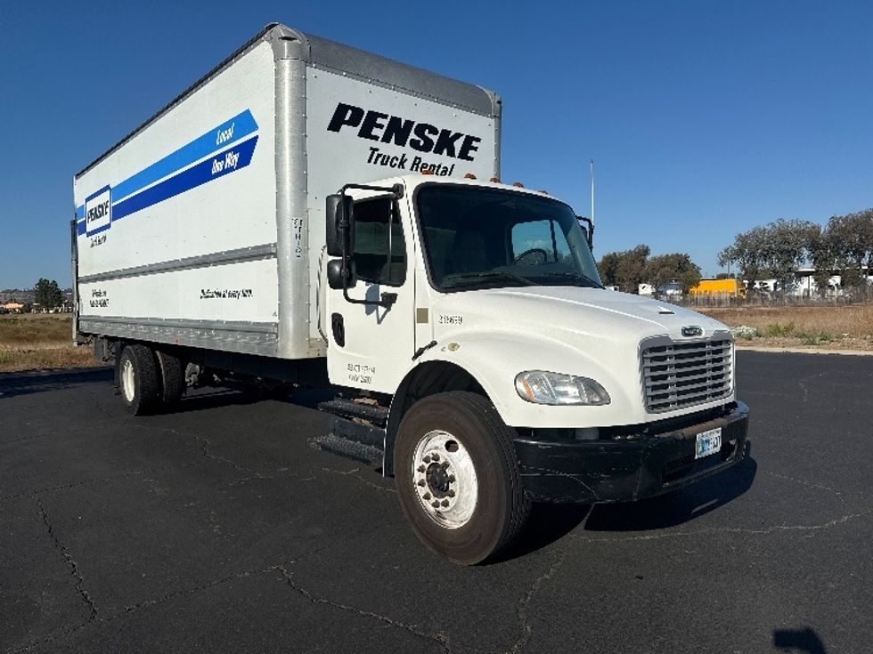 Medium Duty Box Truck-Light and Medium Duty Trucks-Freightliner-2019-M2-Torrance-CA-121,568\n\t\tmiles-$ 60,500 - Image 1