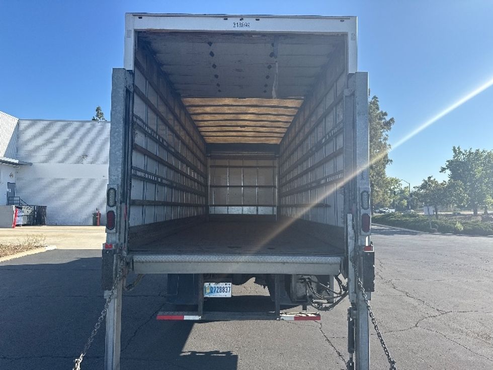 Medium Duty Box Truck-Light and Medium Duty Trucks-Freightliner-2019-M2-Torrance-CA-121,568\n\t\tmiles-$ 60,500 - Image 8