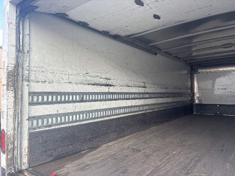 Medium Duty Box Truck-Light and Medium Duty Trucks-Freightliner-2019-M2-Torrance-CA-123,157\n\t\tmiles-$ 57,000 - Image 11