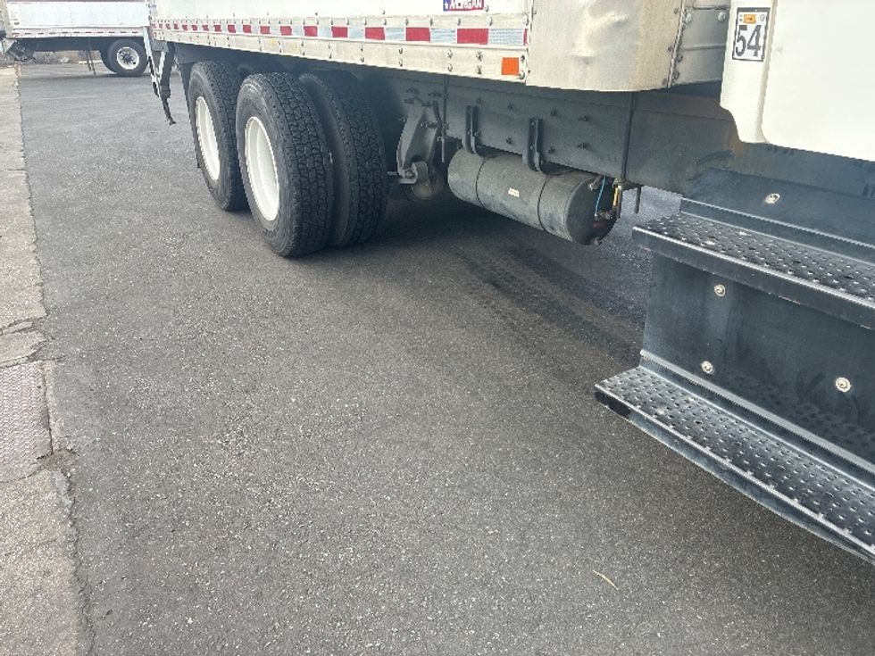 Medium Duty Box Truck-Light and Medium Duty Trucks-Freightliner-2019-M2-Torrance-CA-123,157\n\t\tmiles-$ 57,000 - Image 13