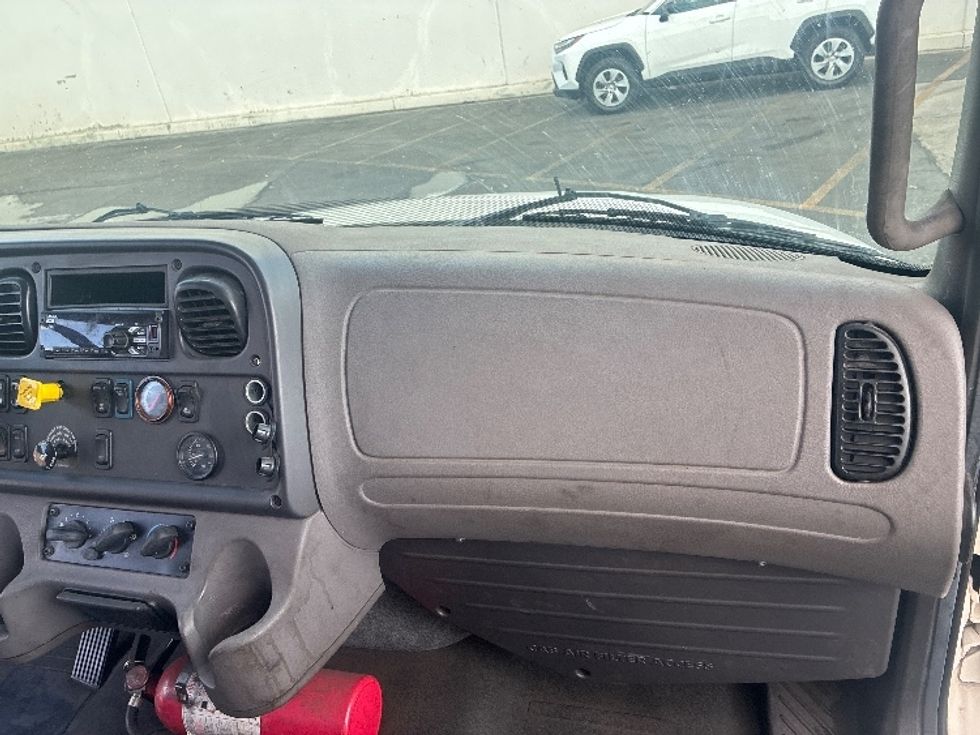 Medium Duty Box Truck-Light and Medium Duty Trucks-Freightliner-2019-M2-Torrance-CA-123,157\n\t\tmiles-$ 57,000 - Image 19