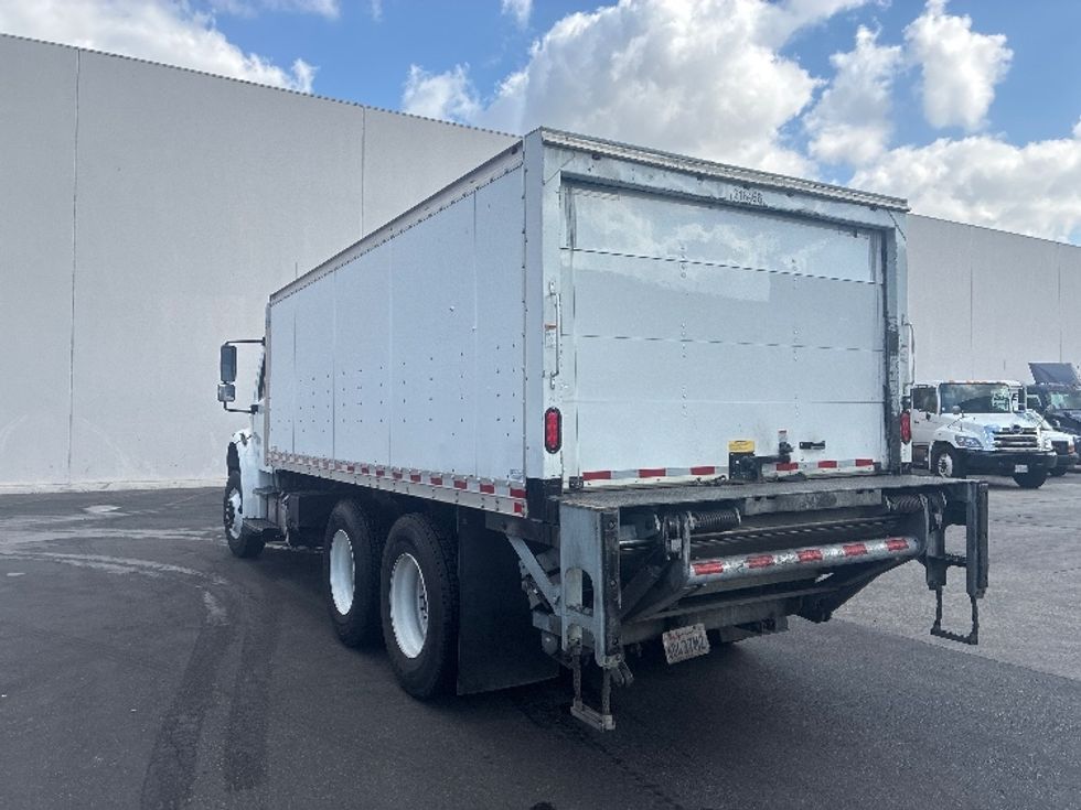 Medium Duty Box Truck-Light and Medium Duty Trucks-Freightliner-2019-M2-Torrance-CA-123,157\n\t\tmiles-$ 57,000 - Image 6