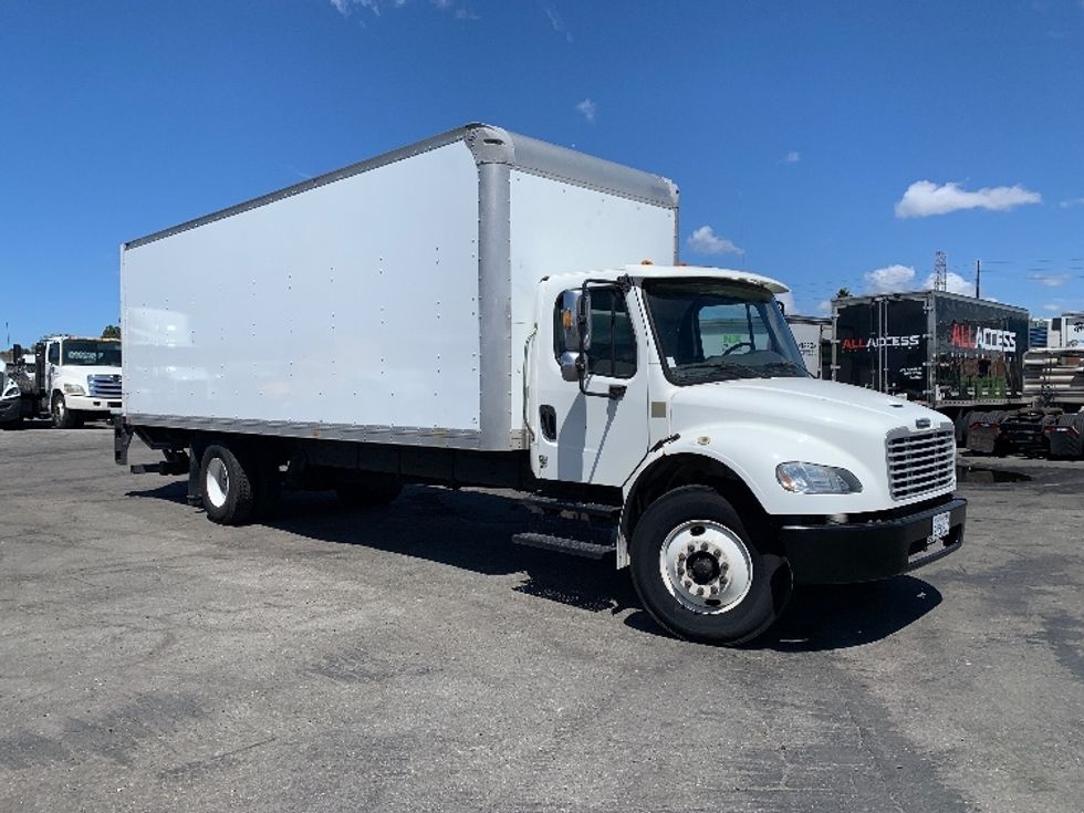 Medium Duty Box Truck-Light and Medium Duty Trucks-Freightliner-2019-M2-Torrance-CA-124,368\n\t\tmiles-$ 59,250 - Image 1