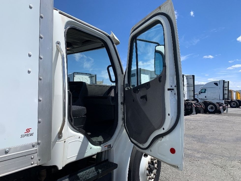 Medium Duty Box Truck-Light and Medium Duty Trucks-Freightliner-2019-M2-Torrance-CA-124,368\n\t\tmiles-$ 59,250 - Image 20
