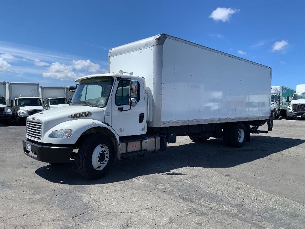 Medium Duty Box Truck-Light and Medium Duty Trucks-Freightliner-2019-M2-Torrance-CA-124,368\n\t\tmiles-$ 59,250 - Image 3