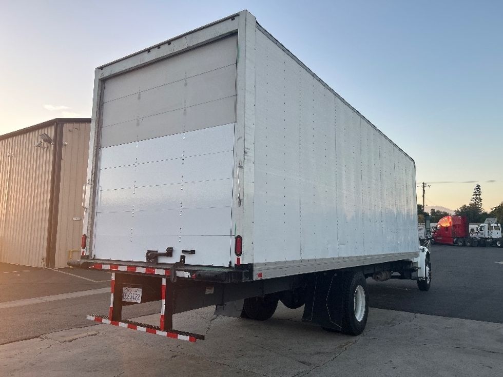 Medium Duty Box Truck-Light and Medium Duty Trucks-Freightliner-2019-M2-Torrance-CA-126,220\n\t\tmiles-$ 47,750 - Image 13