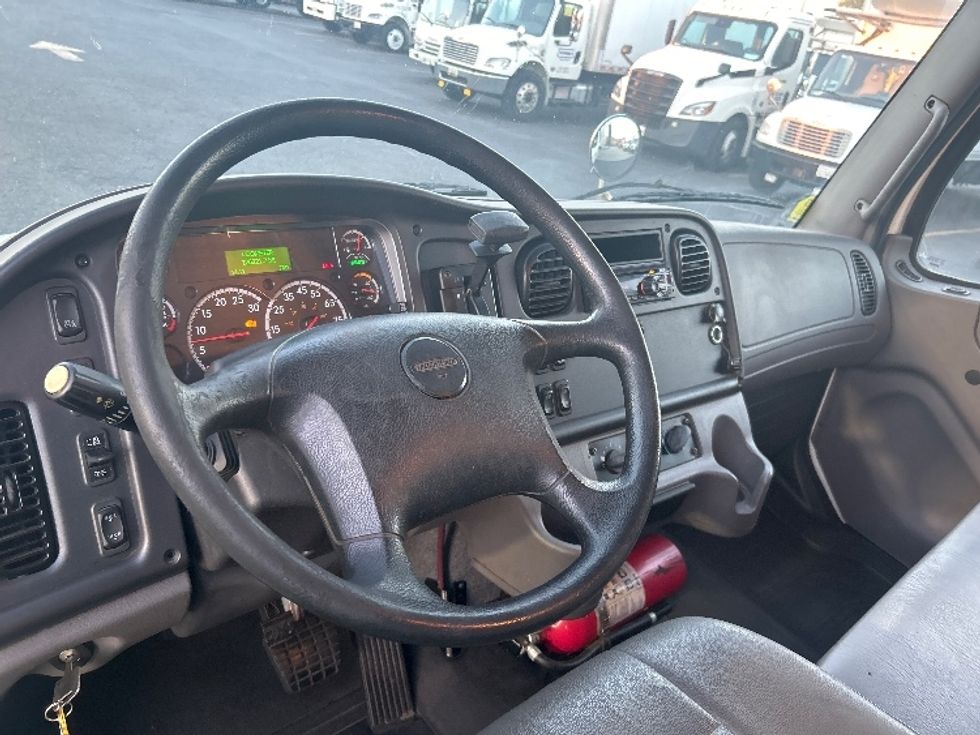 Medium Duty Box Truck-Light and Medium Duty Trucks-Freightliner-2019-M2-Torrance-CA-126,220\n\t\tmiles-$ 47,750 - Image 17