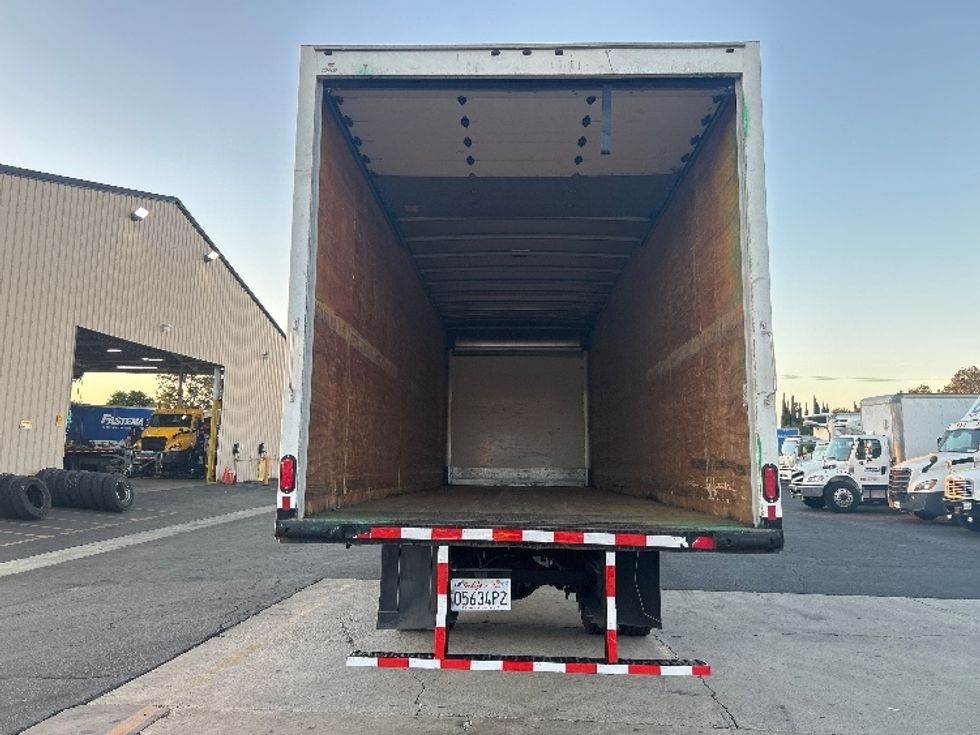 Medium Duty Box Truck-Light and Medium Duty Trucks-Freightliner-2019-M2-Torrance-CA-126,220\n\t\tmiles-$ 47,750 - Image 8