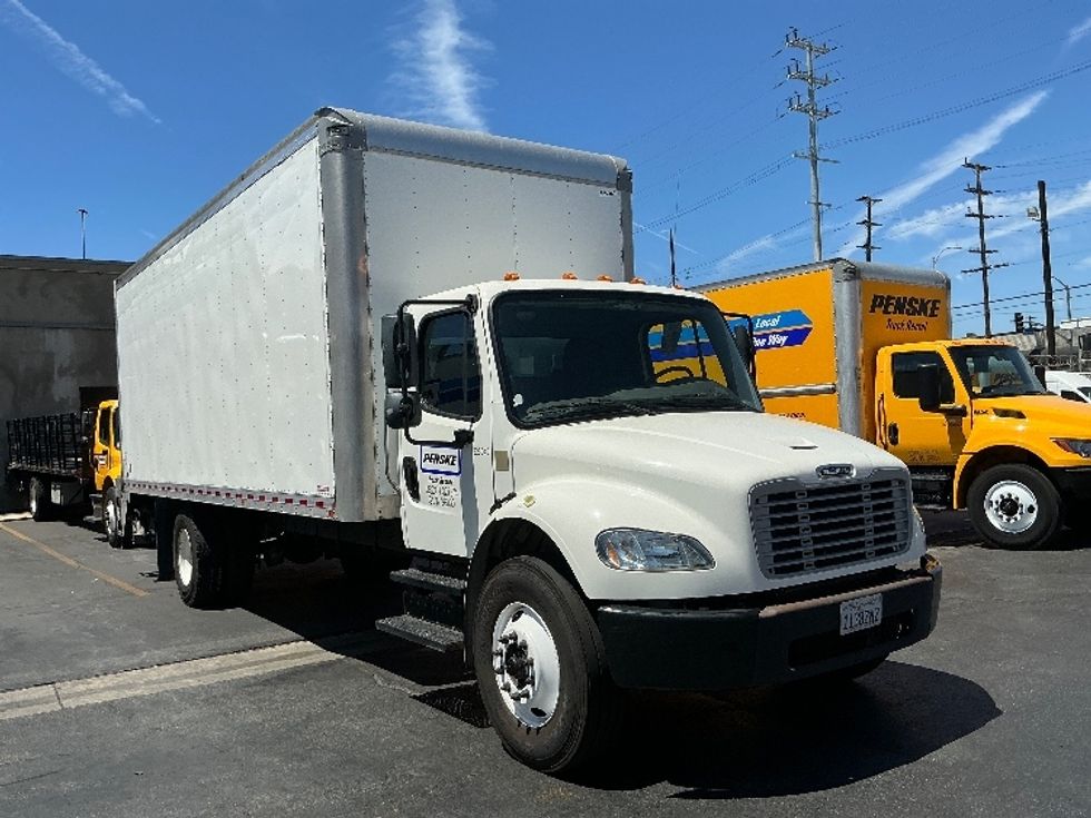 Medium Duty Box Truck-Light and Medium Duty Trucks-Freightliner-2019-M2-Torrance-CA-128,793\n\t\tmiles-$ 55,000 - Image 1
