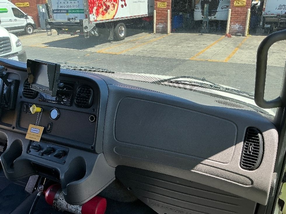 Medium Duty Box Truck-Light and Medium Duty Trucks-Freightliner-2019-M2-Torrance-CA-128,793\n\t\tmiles-$ 55,000 - Image 20