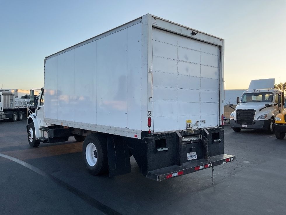 Medium Duty Box Truck-Light and Medium Duty Trucks-Freightliner-2019-M2-Torrance-CA-130,138\n\t\tmiles-$ 40,500 - Image 6