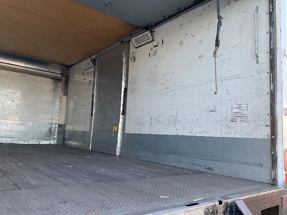Medium Duty Box Truck-Light and Medium Duty Trucks-Freightliner-2019-M2-Torrance-CA-130,685\n\t\tmiles-$ 40,500 - Image 12