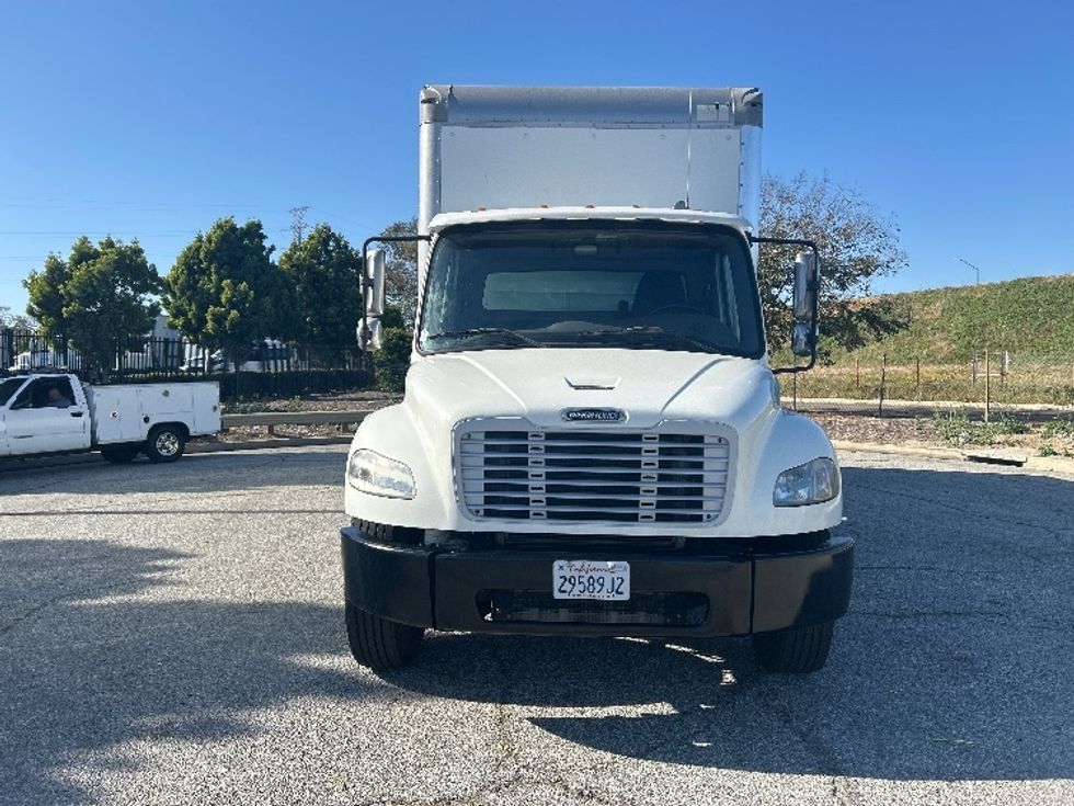 Medium Duty Box Truck-Light and Medium Duty Trucks-Freightliner-2019-M2-Torrance-CA-132,080\n\t\tmiles-$ 55,750 - Image 2