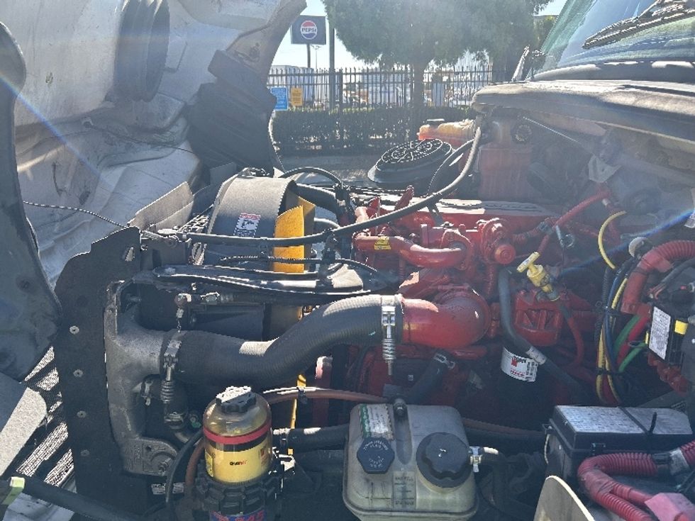 Medium Duty Box Truck-Light and Medium Duty Trucks-Freightliner-2019-M2-Torrance-CA-132,080\n\t\tmiles-$ 55,750 - Image 24