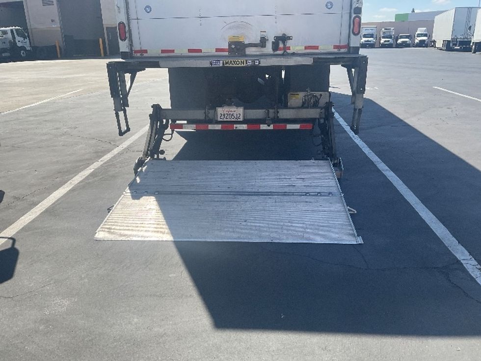 Medium Duty Box Truck-Light and Medium Duty Trucks-Freightliner-2019-M2-Torrance-CA-132,462\n\t\tmiles-$ 59,500 - Image 9