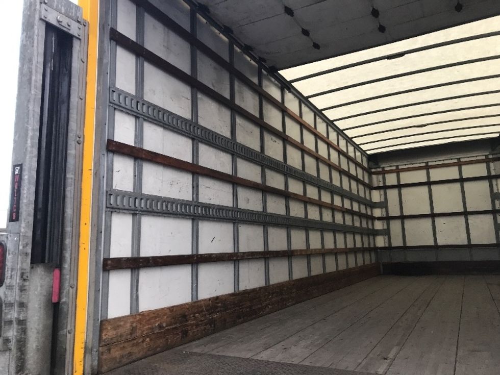 Medium Duty Box Truck-Light and Medium Duty Trucks-Freightliner-2019-M2-Torrance-CA-133,735\n\t\tmiles-$ 57,750 - Image 11