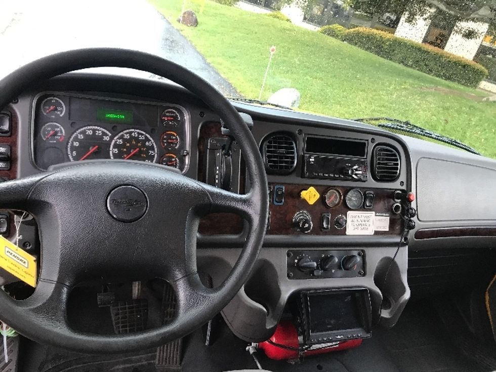 Medium Duty Box Truck-Light and Medium Duty Trucks-Freightliner-2019-M2-Torrance-CA-133,735\n\t\tmiles-$ 57,750 - Image 18