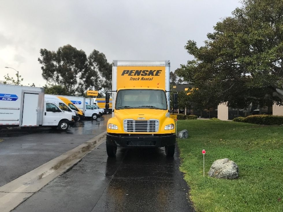 Medium Duty Box Truck-Light and Medium Duty Trucks-Freightliner-2019-M2-Torrance-CA-133,735\n\t\tmiles-$ 57,750 - Image 2