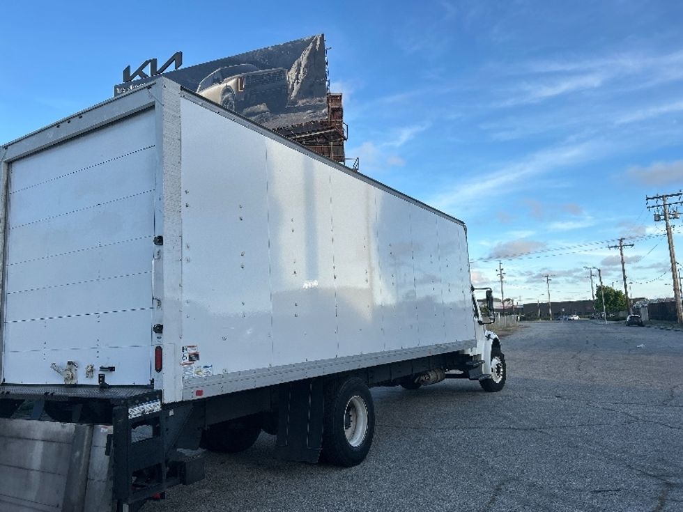 Medium Duty Box Truck-Light and Medium Duty Trucks-Freightliner-2019-M2-Torrance-CA-136,899\n\t\tmiles-$ 55,250 - Image 11